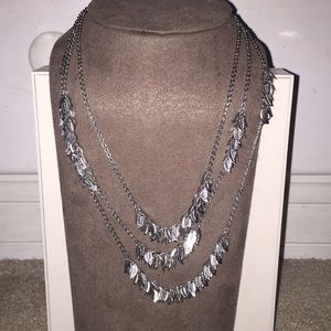 Silver three strand leaf 🍂 Necklace